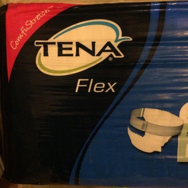 New Unopened Tena Flex ComfiStretch maxi absorbent 28