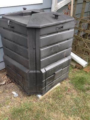 Compost bins