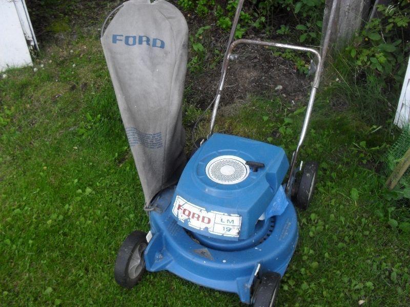RECYCLE CENTRAL Buying lawnmowers run or NOT 