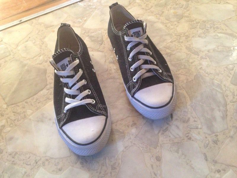 High point shoes size 9