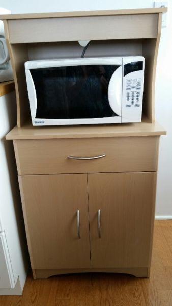 Small Danby microwave in perfect condition