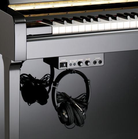 Yamaha U1 piano - rebates until July 31st!
