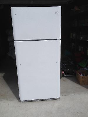 FRIDGE IN GREAT CONDITION FOR SELL