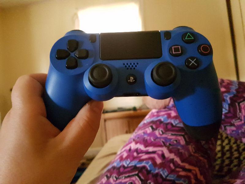 ps4 wireless controller two weeks old
