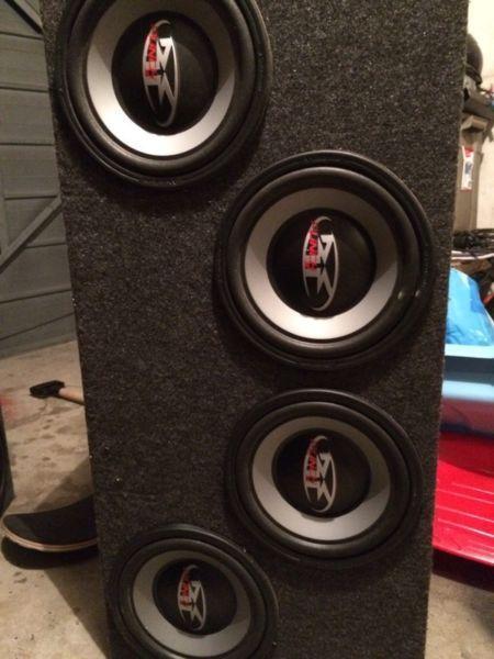Wanted: 4-10s in a box with two amps