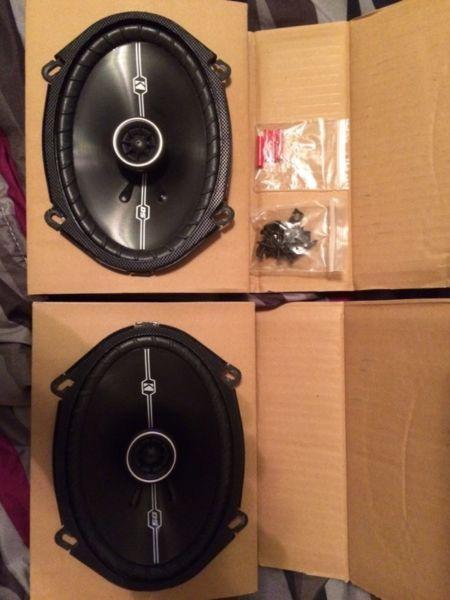 Kicker ds speakers