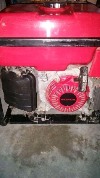 Compact Honda Generator EM3000