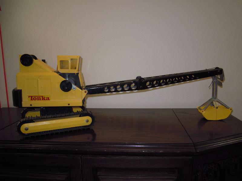 Vintage Tonka #3997 Crawler Crane