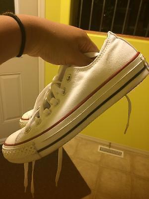 Selling womens white converse!