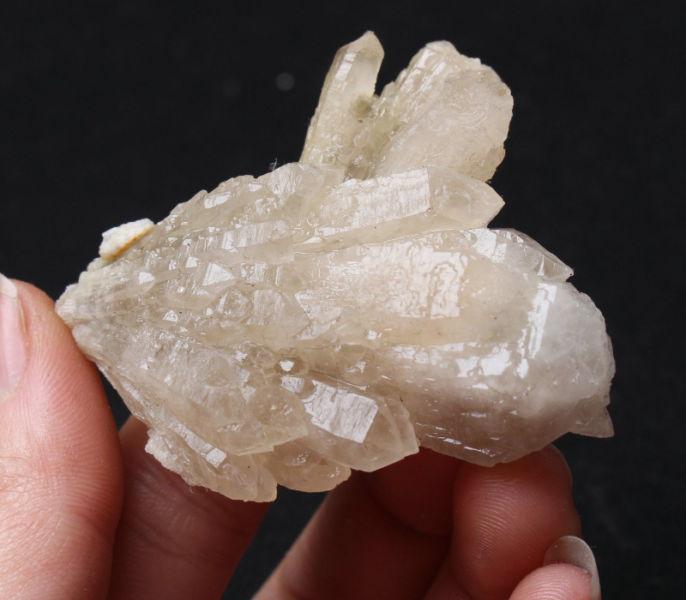 45.9g NATURAL Mongolian QUARTZ Crystal Cluster (Inner Mongolia)