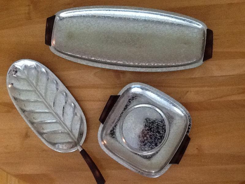 3 VINTAGE GLO-HILL GOURMATES CHROME SERVING DISHES & more