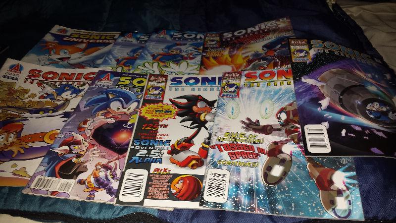 Sonic the Hedgehog lot of comics