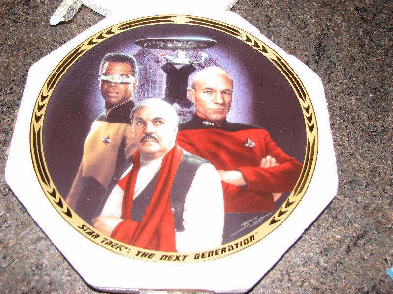 STAR TREK TNG Episode Plates - Set of 7