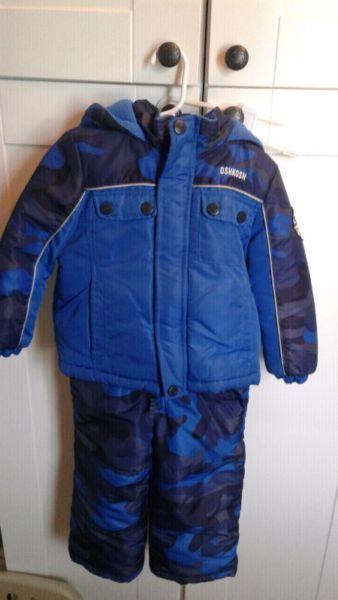 Boy's Size 3 OSHKOSH Snow Suit $25 Excellent condition