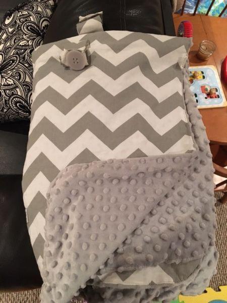 Grey chevron carseat canopy