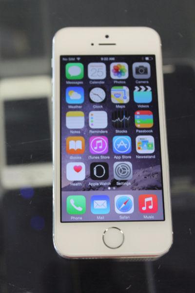Apple iPhone 5s - 16 GB - (MTS Carrier)