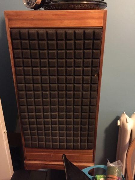 Floor model cedar speaker set