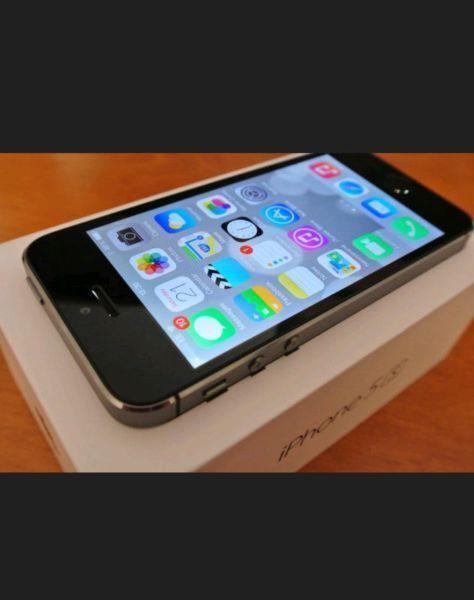 iPhone 5S - Mint Condition