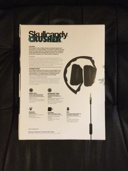 SkullCandy Crusher headphones (MUST SELL ASAP)