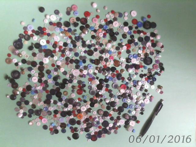 789 MIXED FASHION BUTTONS