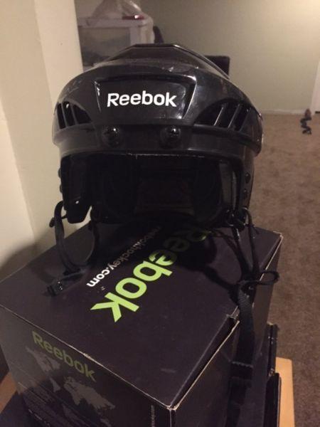 Reebok youth hockey helmet