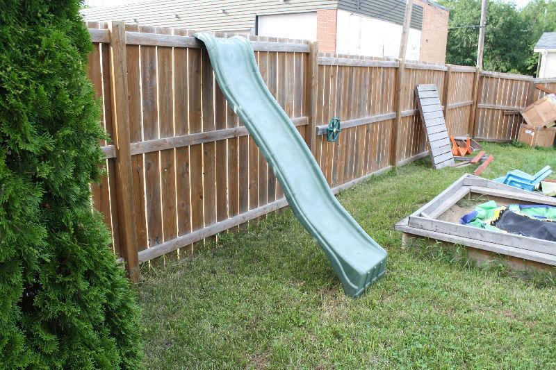 Playstructure Slide