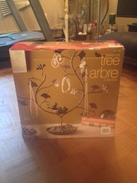 Jewlery tree