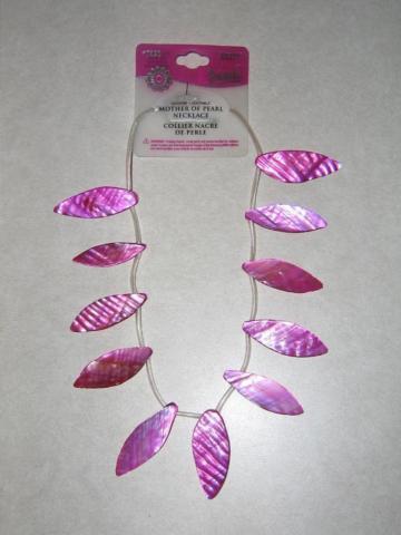 New - Genuine Mother Of Pearl Necklace - Never Worn
