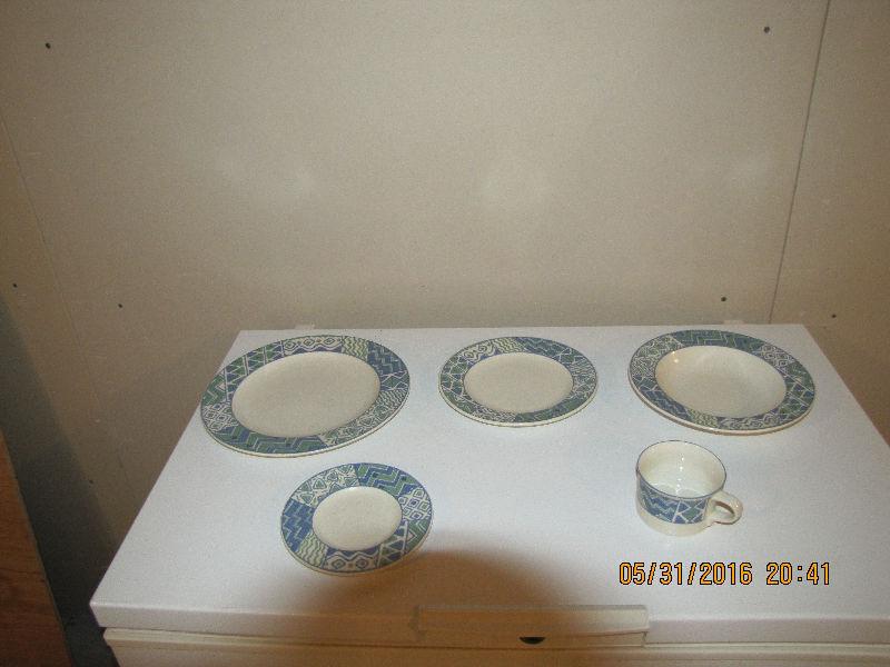 Mikasa dinner ware set