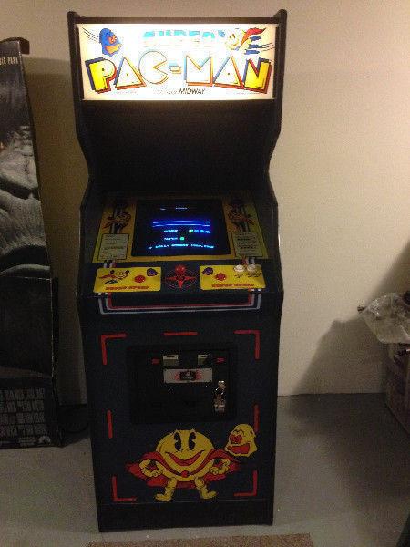 Super Pac-Man Classic Arcade Machine 1982 Bally. Works Perfect