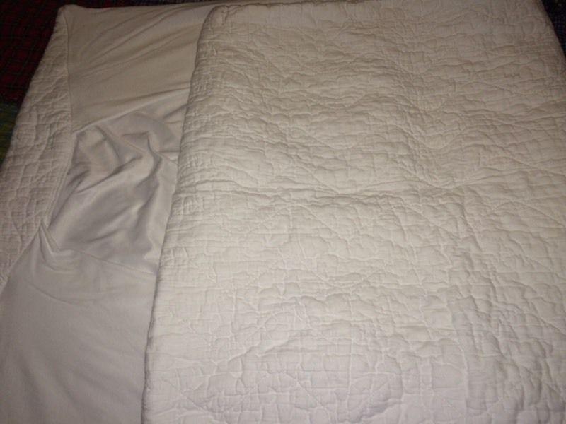 Crib mattress cover
