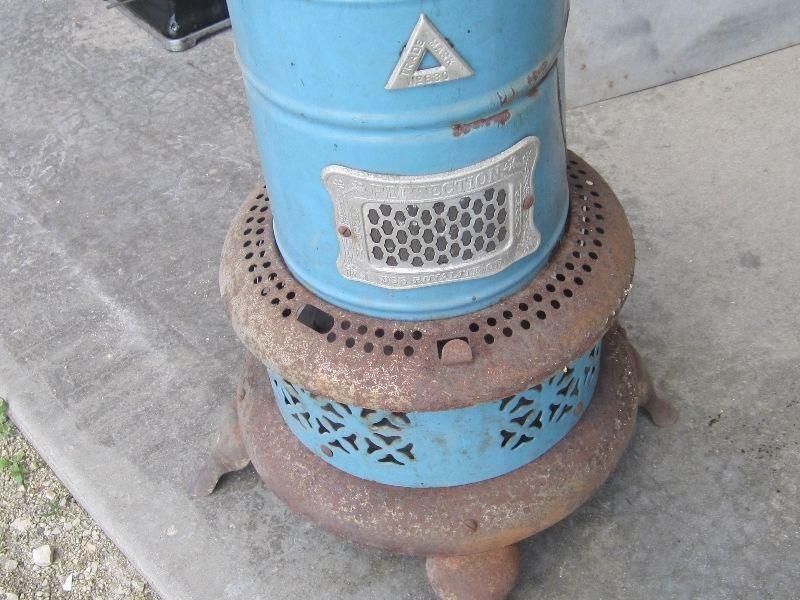 PATENT 1915 PERFECTION ROYALITE OIL HEATER $40 BLUE ENAMEL WARE