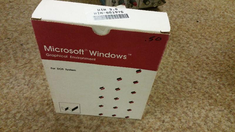 Retro Microsoft Windows 3.0 in Box