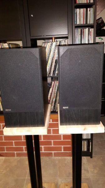 Signet Sl-260 with stands