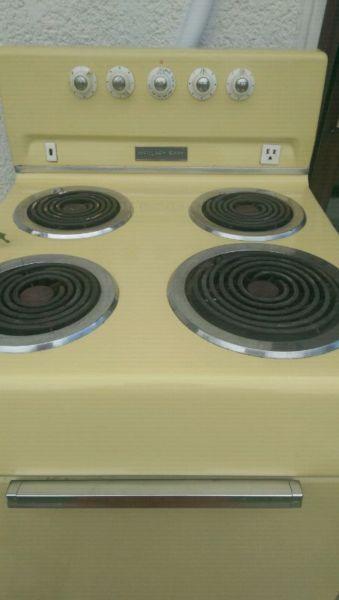 Mcclary 24 inches golden color stove