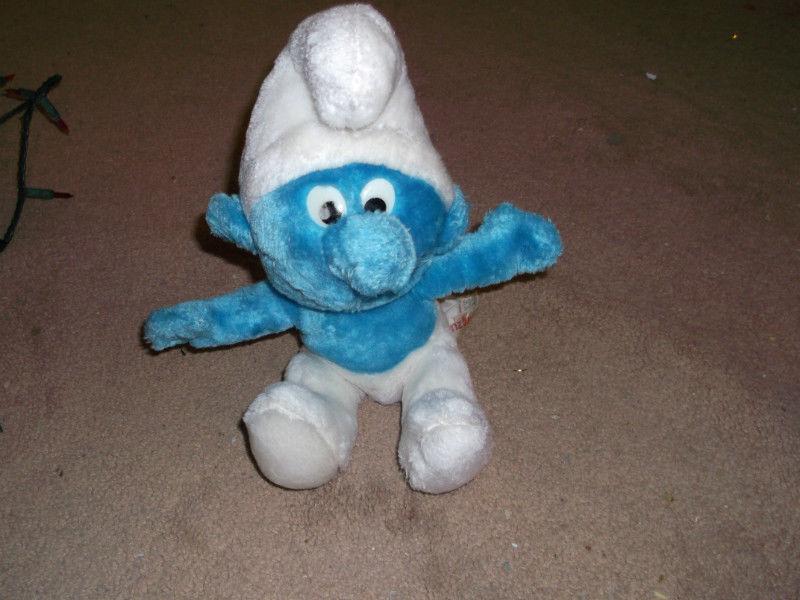 SMURFS - THESE ONES NEED TO GO TO A NEW VILLAGE, HOW ABOUT YOURS