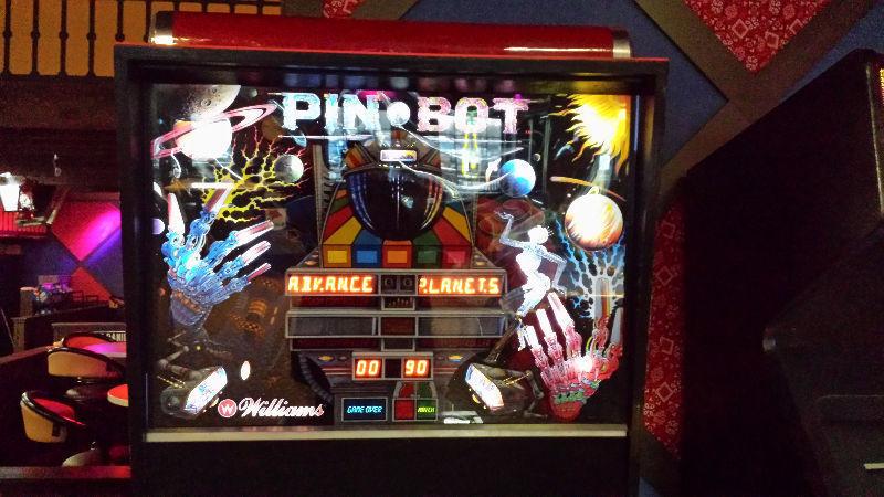 Williams Pinbot Pinball Machine Like Video Arcade Game **LOOK**