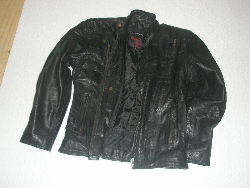 Leather coats new, ladies small & mans medium (small Make)