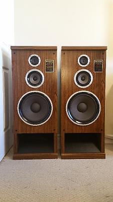 Technics 4 component stereo with big Tower Speakers