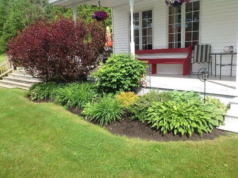 2 Yards of Mulch - Black, Red or Mahogany Including Delivery