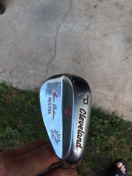 Cleveland tour action 588 pitching wedge