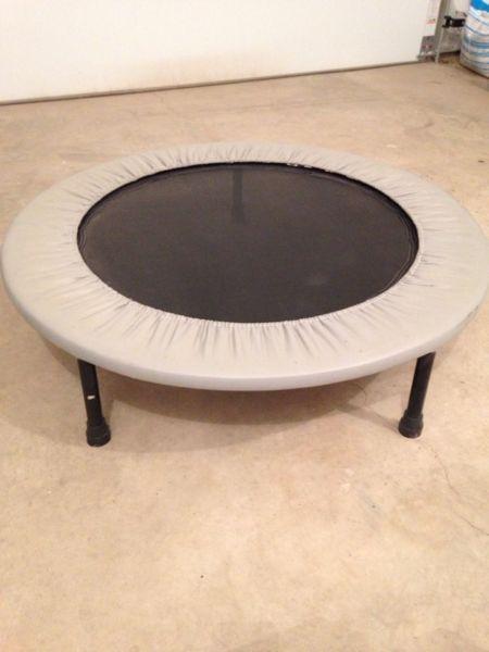 Mini trampoline