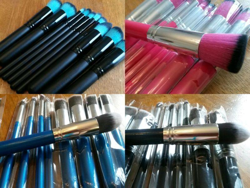 10pc Makeup brush sets. 4 colours. New