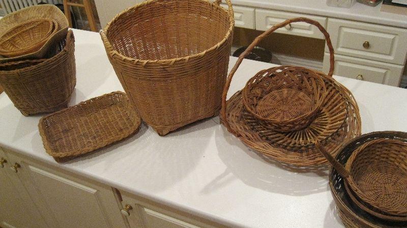 25 various sized big and smaller wicker baskets