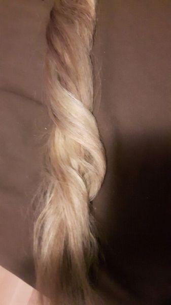 Blonde hair extentions