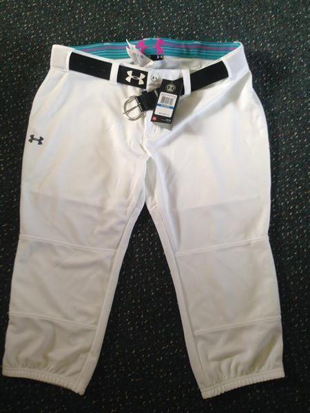 Under Armour Ladies XL Softball Pants & Belt