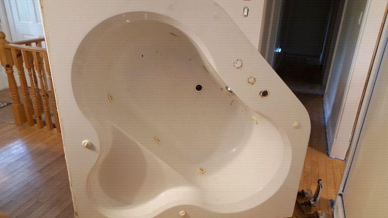 Jacuzzi tub for sale - $125 obo