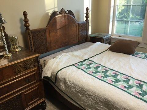 Antigue solid wood bedroom set