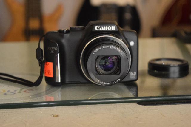 ** GREAT CONDITION ** Canon Powershot SX170 16MP Digital Camera