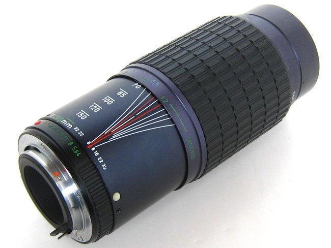 Pentax K1000 35mm SLR Film Camera with 50mm/70-200mm lens Kit
